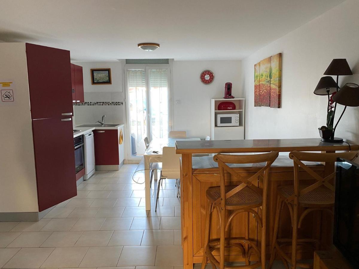 Villa Magali - Appartement Climatise T3 Duplex - Grau-Du-Roi - Hypercentre 20 M De La Plage Le Grau-du-Roi Bagian luar foto