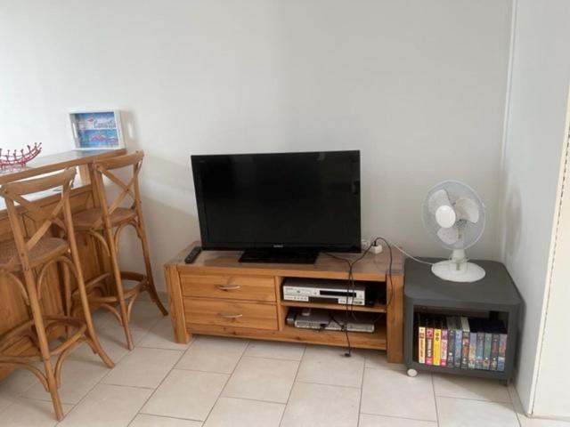 Villa Magali - Appartement Climatise T3 Duplex - Grau-Du-Roi - Hypercentre 20 M De La Plage Le Grau-du-Roi Bagian luar foto